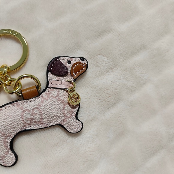 Gucci Tan Dog Keychain - Picture 5 of 6